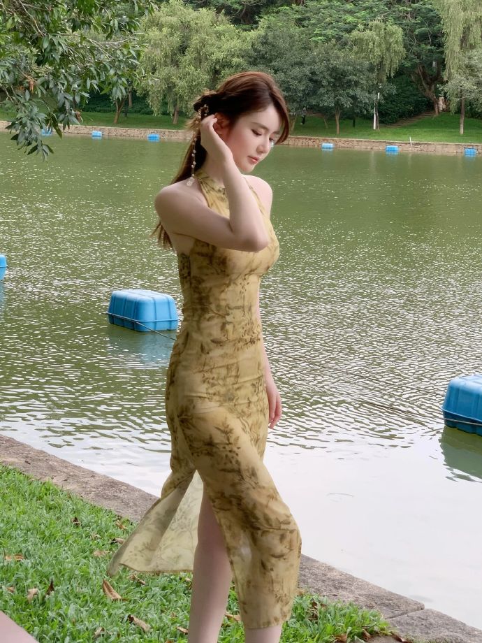假面女郎 封面